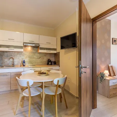 Casa Luxury Wellness By Bltn Apartmanhotel