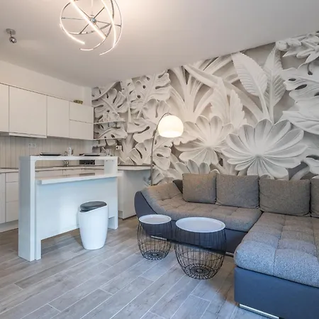 Apartmanhotel Casa Luxury Wellness By Bltn 3*