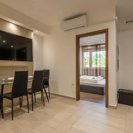 Casa Luxury Wellness By Bltn Apartmanhotel 3*